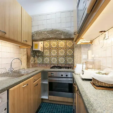 Spacious In Rato With Terrace