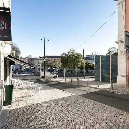 Spacious In Rato With Terrace Lisboa